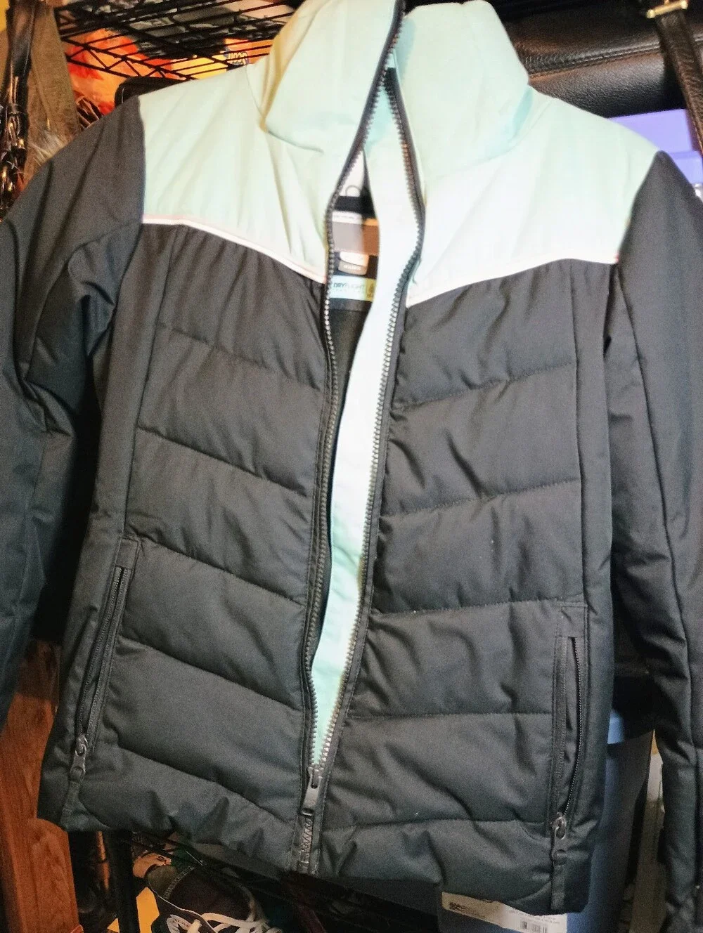 Roxy Girl DryFlight Insulated Ski Snowboard Jacket Size 12 / Large Black Mint